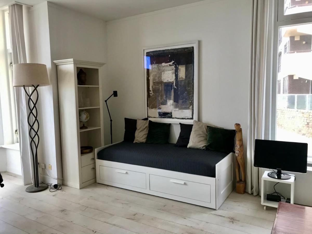 Sea View Scheveningen Apartment *
